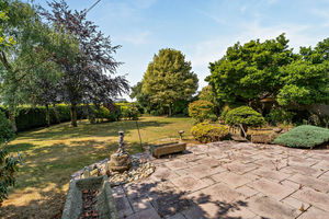 Photo 13- click for photo gallery